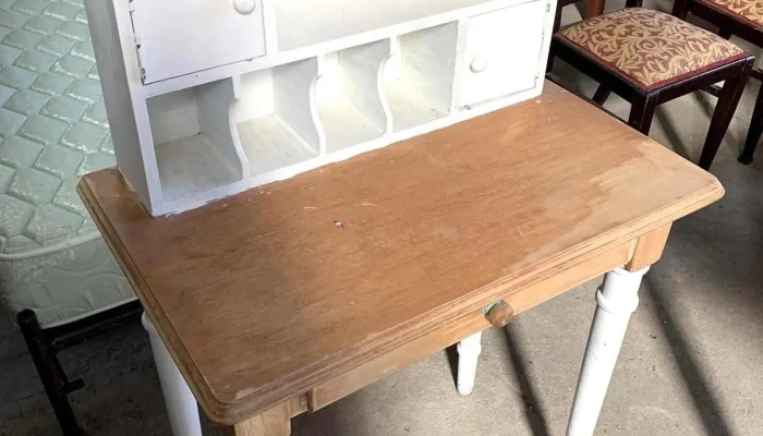 Mesa Escritorio Con Alzada 0,77 X 0,47 X 1,22 Alto
