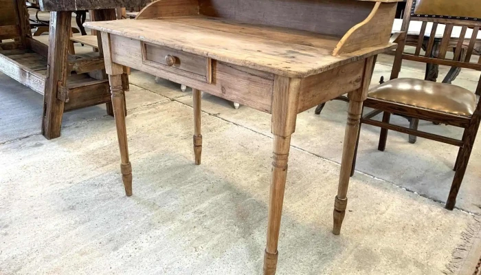 Mesa Escritorio Patas Torneadas 1m X 05 3 - 06-12-2020