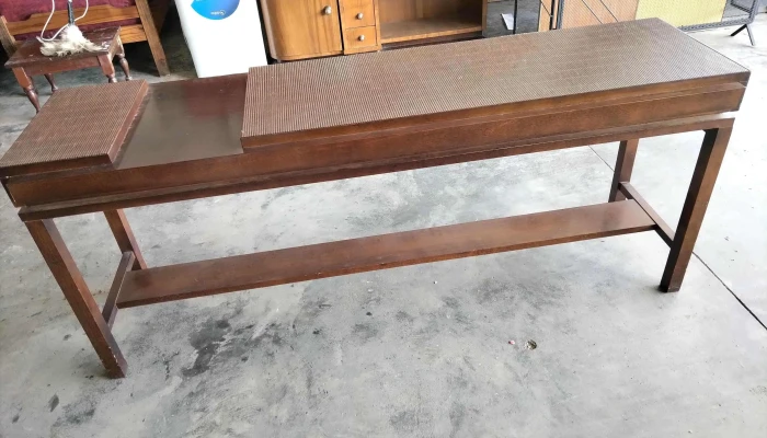 Mesa Moderna De Arrime Marron Oscura Con 1 - 17-06-2021