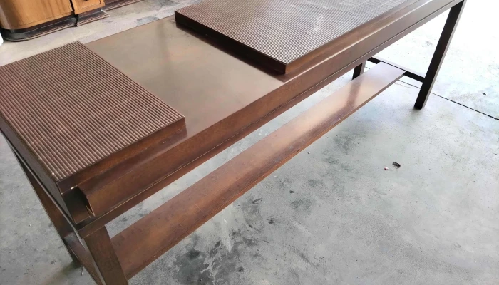 Mesa Moderna De Arrime Marron Oscura Con 2 - 17-06-2021