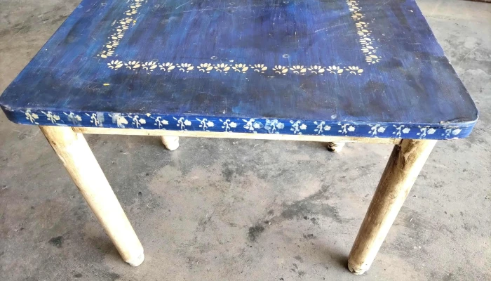 Mesa Ratona Tapa Azul Patas Blancas -  3 - 17-06-2021