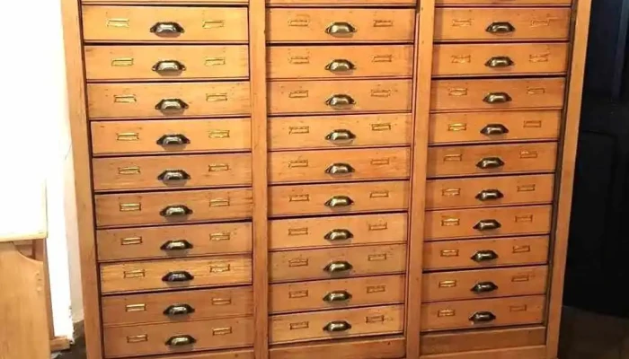 Mueble archivador de roble 33 cajones restaurado