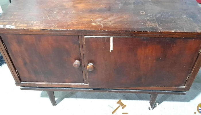 mueble bajo de 2 puertas tipo americano