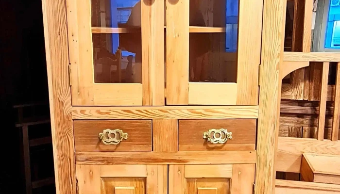 Mueble biblioteca o multiuso en pino antiguo