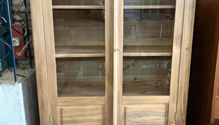 Mueble Vajillero  De 2 Puertas Vidriadas 2 Cajones En Alamo 1,10 X 0,40 X 1,86 Alto