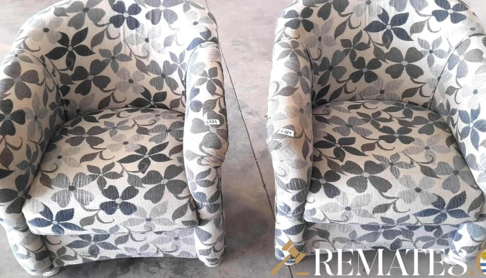 par de sillones medio punto floreados