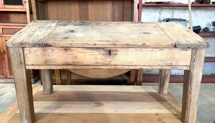 Pupitre Bajo Con Tapa 1m X 0,50 X 0,55 Alto