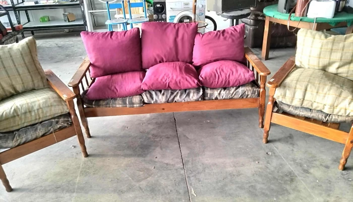 r juego de living en madera 3+1+1