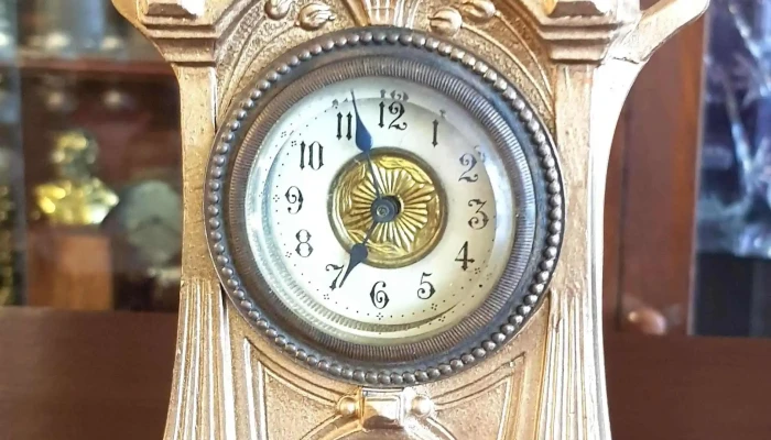 Reloj De Mesa Art Nouveau Cuerpo Metal F 2 - 17-06-2021