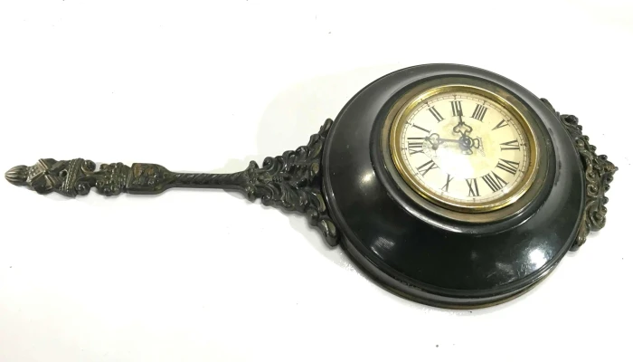 Reloj Despertador A Cuerda En Chapa Funcionando