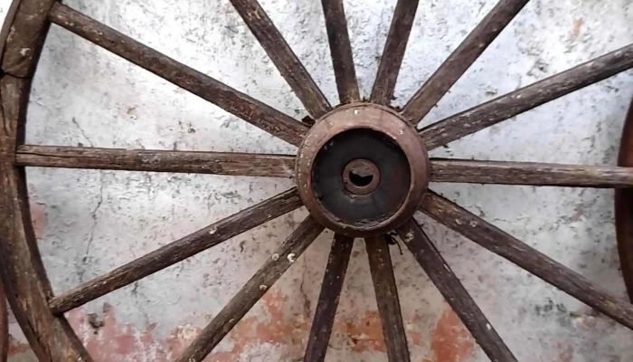 Rueda de carro de 1,45 m de diametro