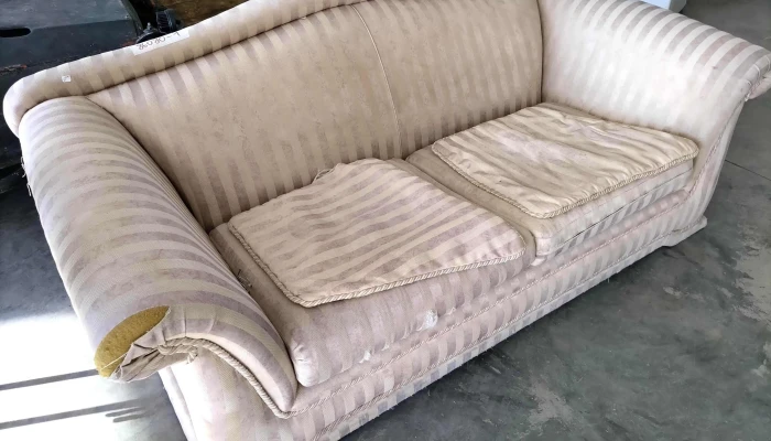 Sillon De 3 Cuerpos Beige Tapizado A Bas 2 - 17-06-2021