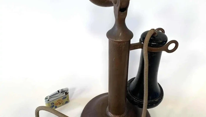 Telefono Candelero -  3 - 06-12-2020