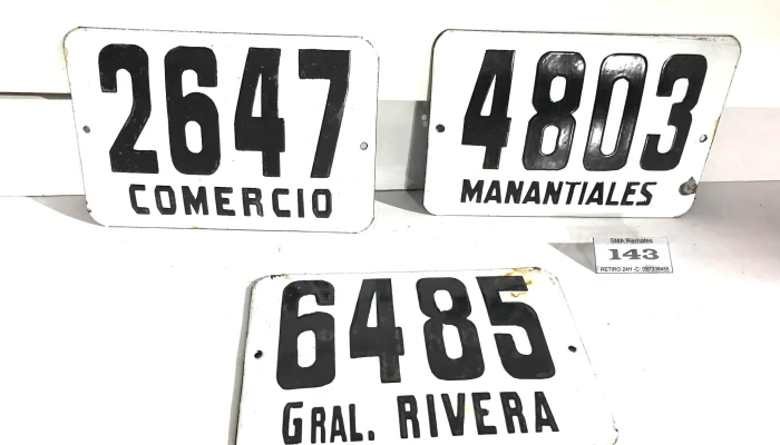 Tres Chapas De Puerta