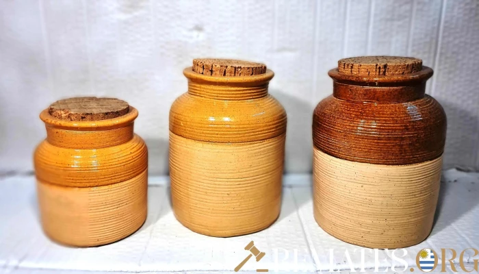Tres Tarros De Gres Con Tapon Corcho 1 - 17-06-2021